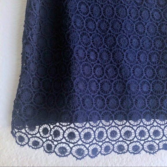 Ann Taylor LOFT XS Top Sleveless Lace Lined - Picture 5 of 8